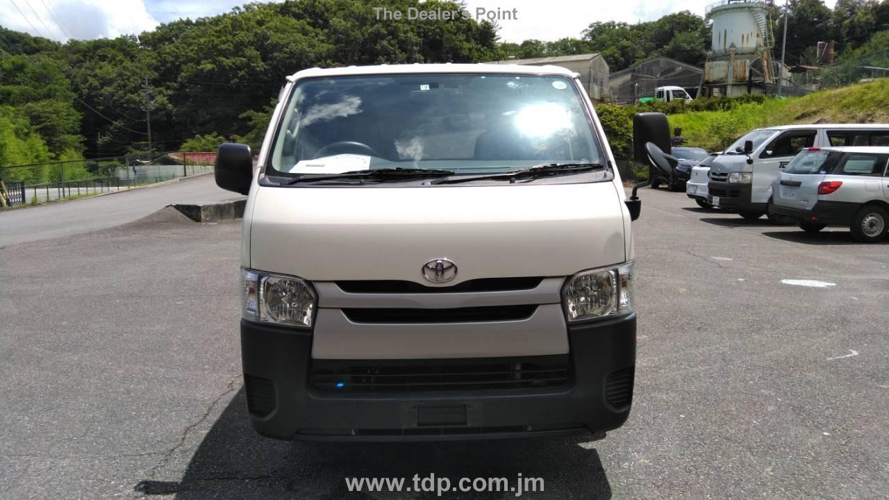 TOYOTA HIACE 2016 Image 5