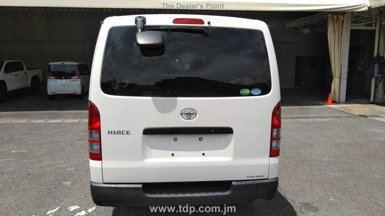 TOYOTA HIACE 2016 Image 7