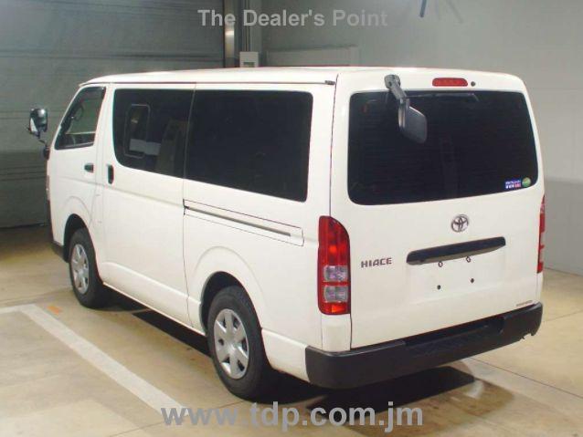 TOYOTA HIACE 2017 Image 4