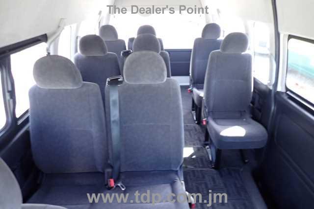 TOYOTA HIACE WAGON 2015 Image 10