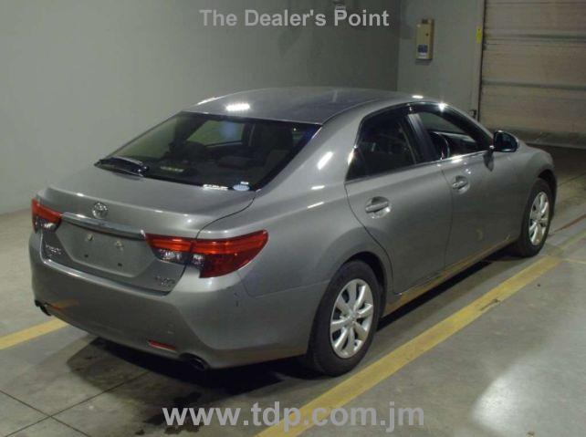 TOYOTA MARK X 2016 Image 2