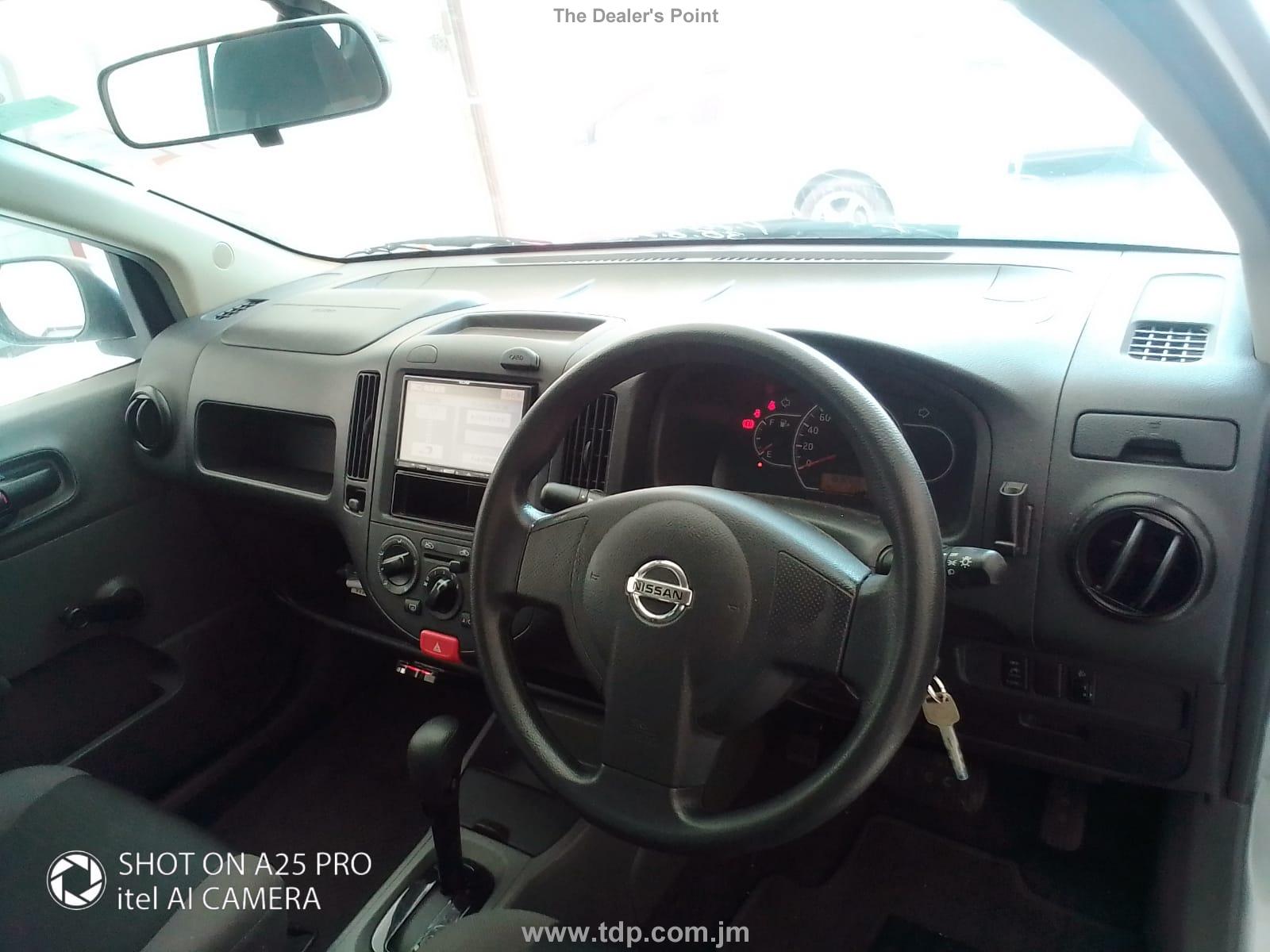 NISSAN A.D S/V 2016 Image 25