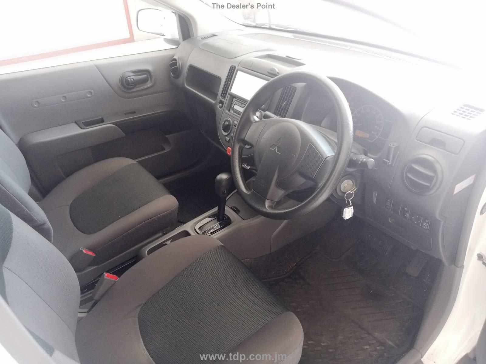 MITSUBISHI LANCER CARGO S/V 2016 Image 7