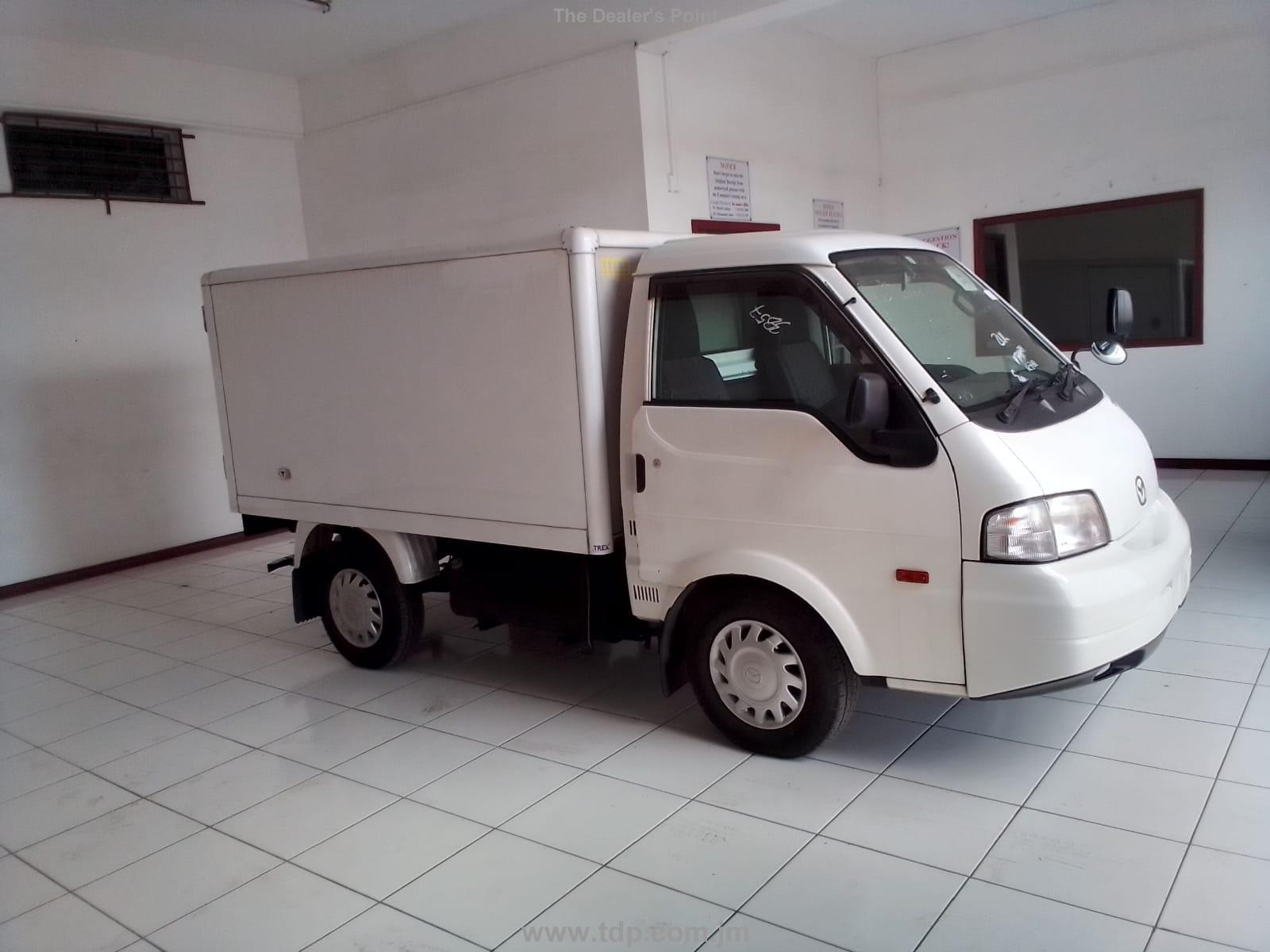 MAZDA BONGO TRUCK 2017 Image 10