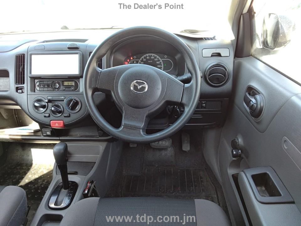 MAZDA FAMILIA S/V 2016 Image 8