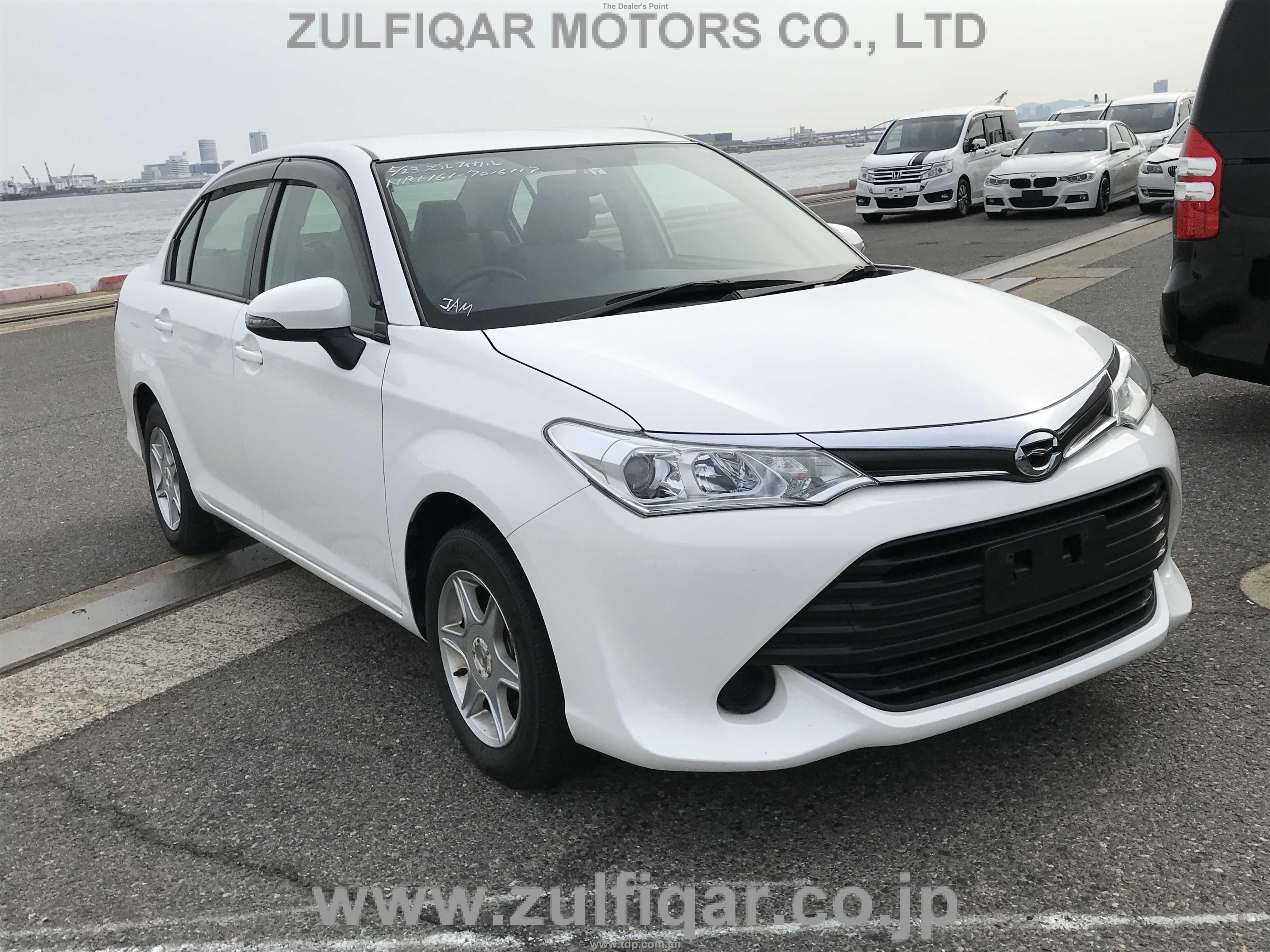 TOYOTA COROLLA AXIO 2017 Image 2