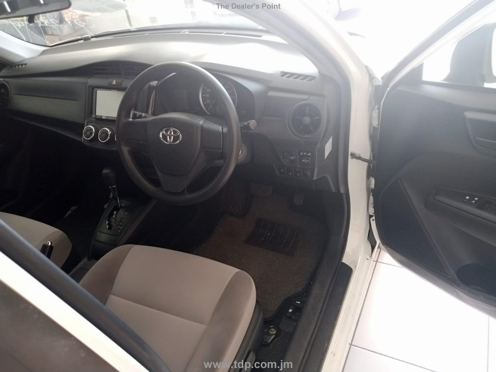 TOYOTA COROLLA AXIO 2017 Image 25