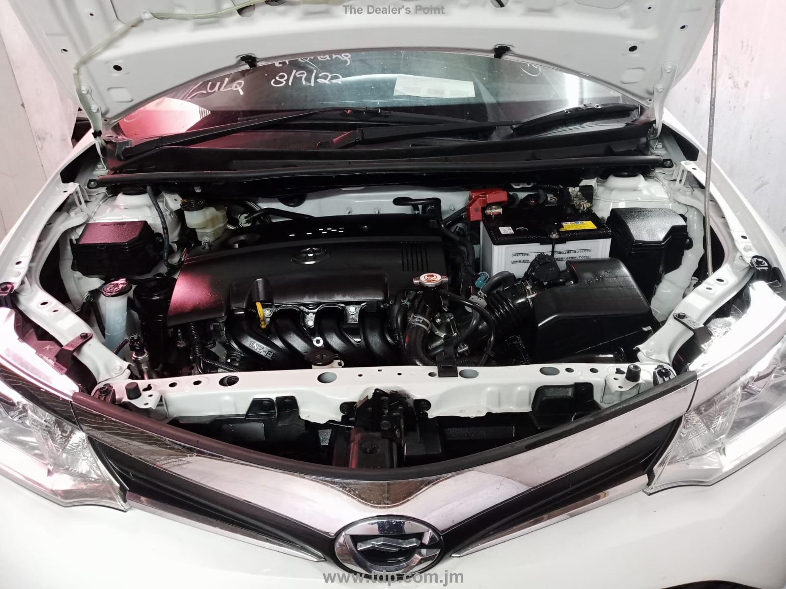 TOYOTA COROLLA AXIO 2017 Image 32