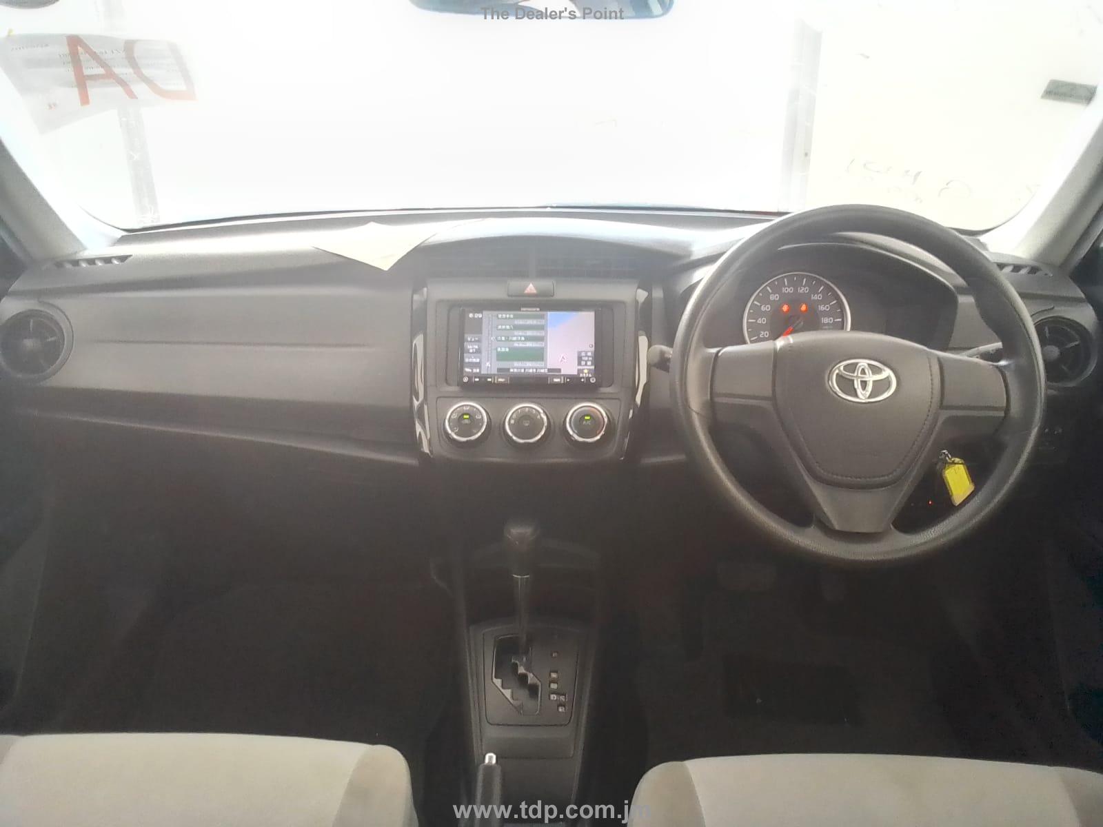 TOYOTA COROLLA AXIO 2017 Image 22