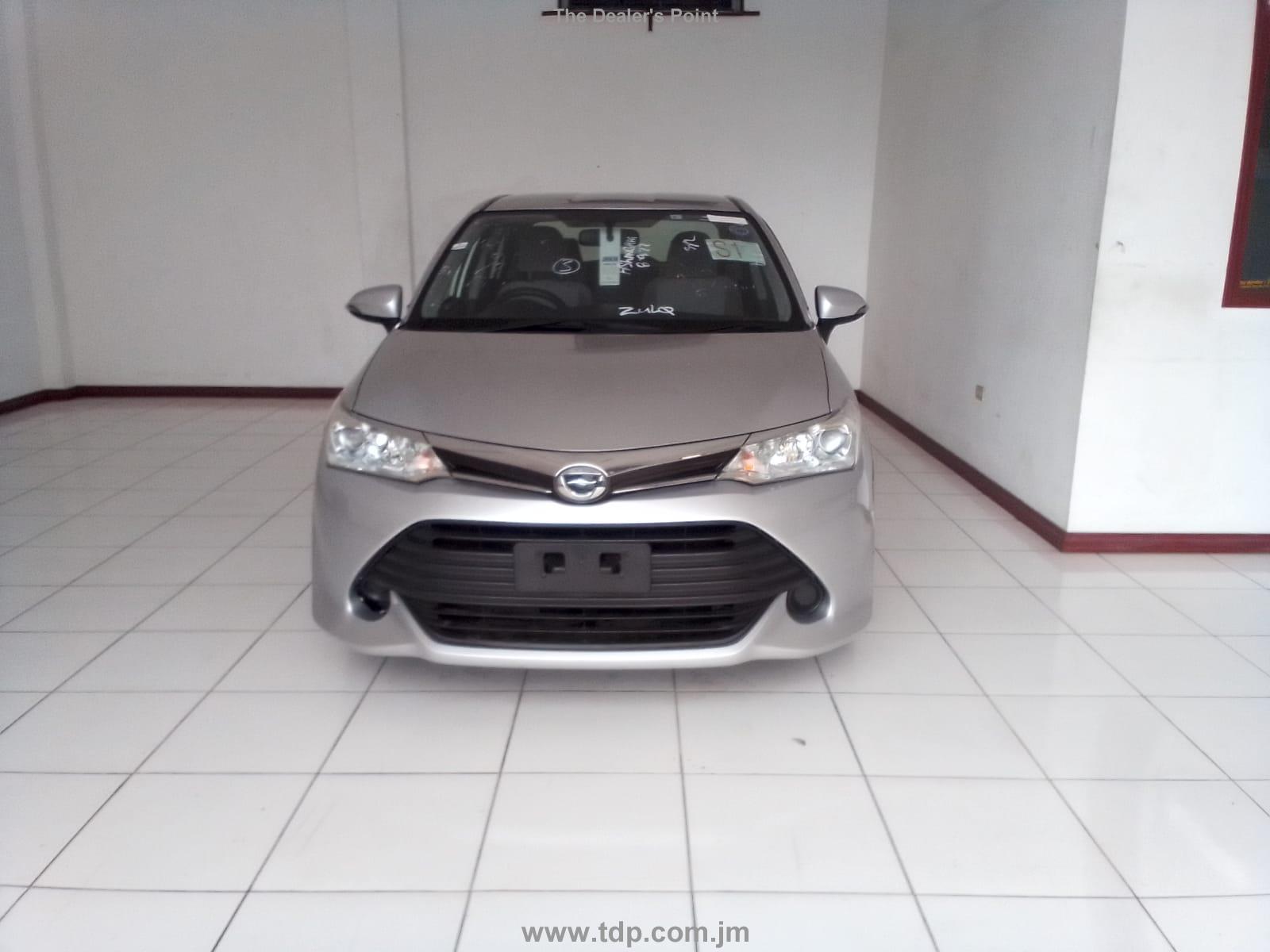 TOYOTA COROLLA AXIO 2017 Image 12