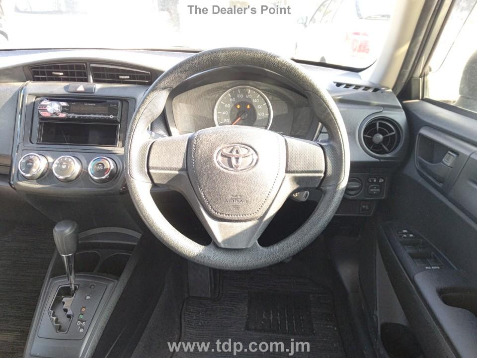 TOYOTA COROLLA AXIO 2017 Image 7