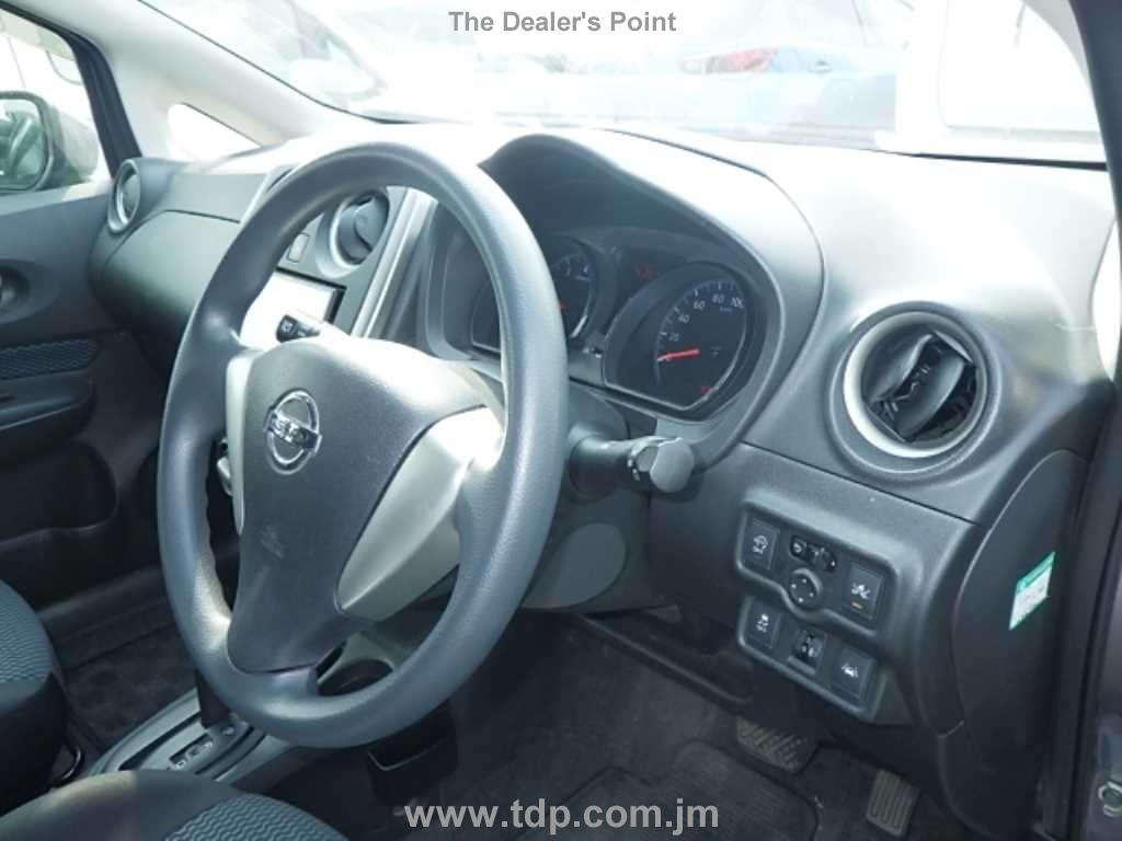 NISSAN NOTE 2016 Image 7