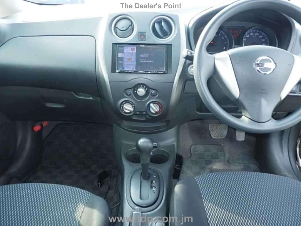 NISSAN NOTE 2016 Image 9