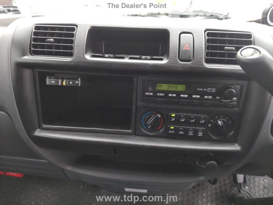 MAZDA BONGO 2017 Image 9