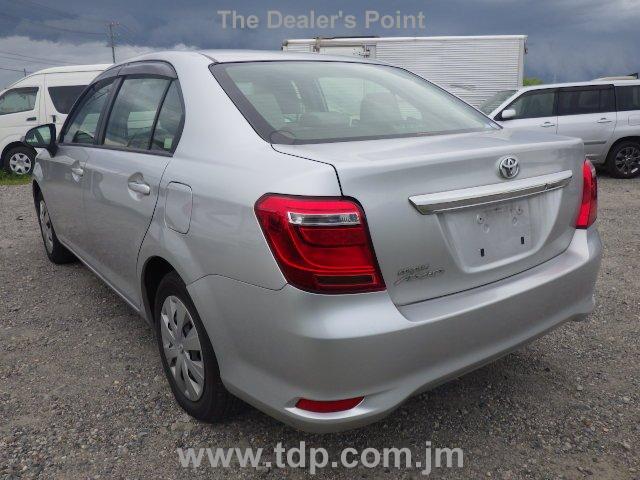 TOYOTA COROLLA AXIO 2017 Image 4