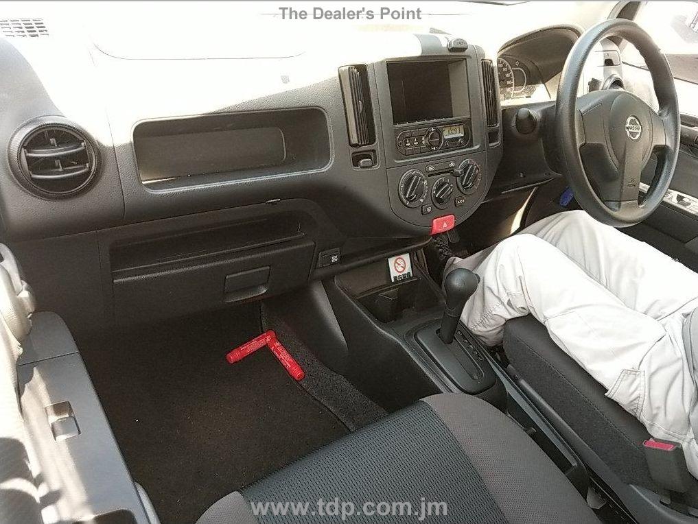 NISSAN NV150 AD 2017 Image 3