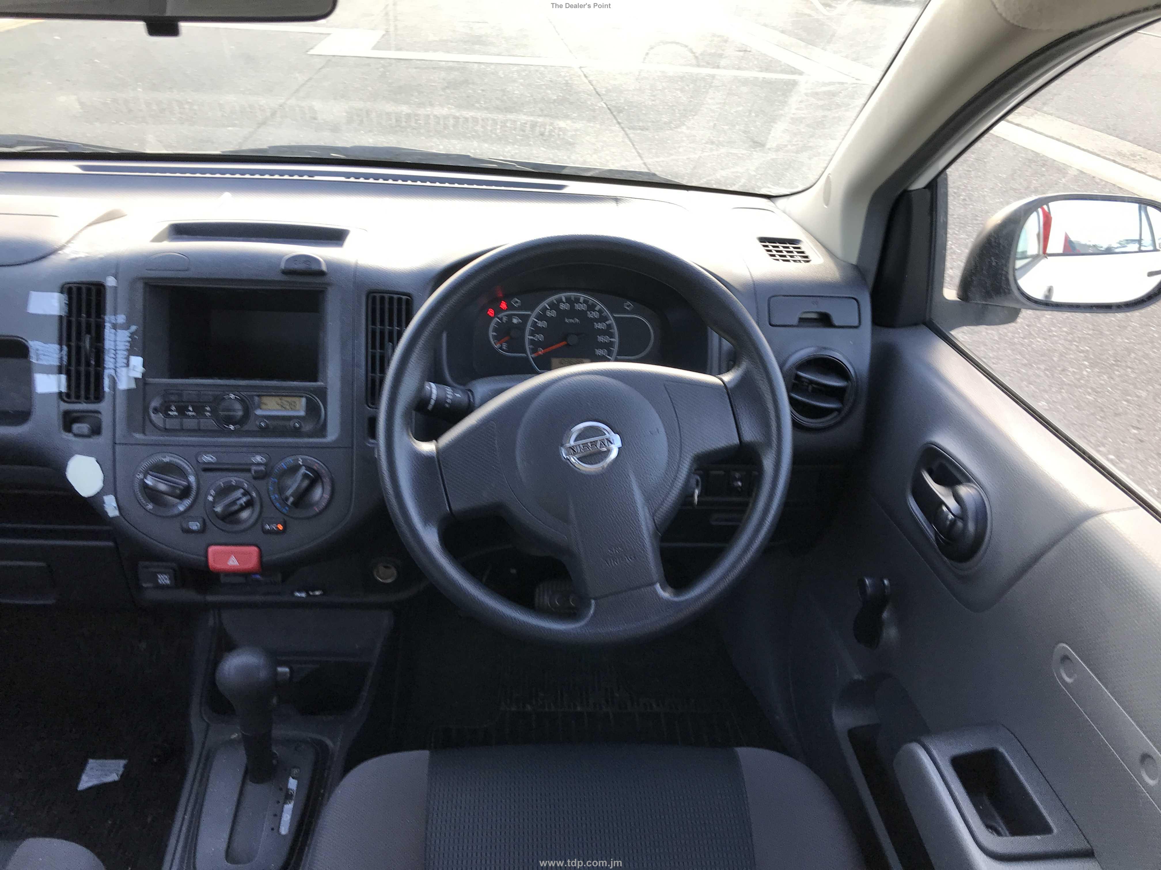 NISSAN NV150 AD 2017 Image 4