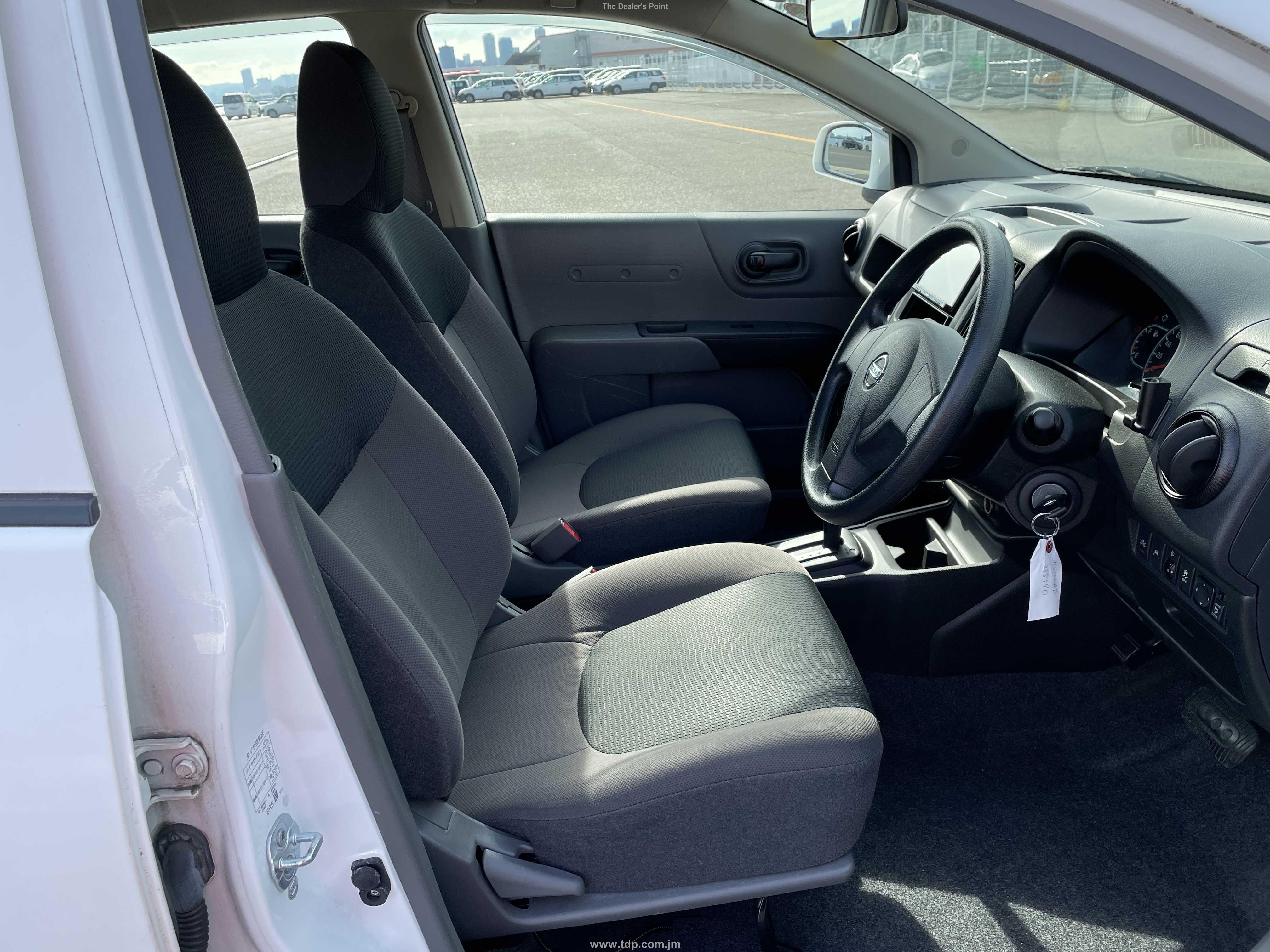NISSAN NV150 AD 2017 Image 7