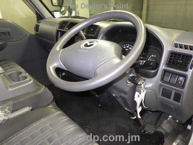 MAZDA BONGO 2017 Image 3