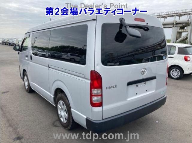 TOYOTA HIACE WAGON 2017 Image 2