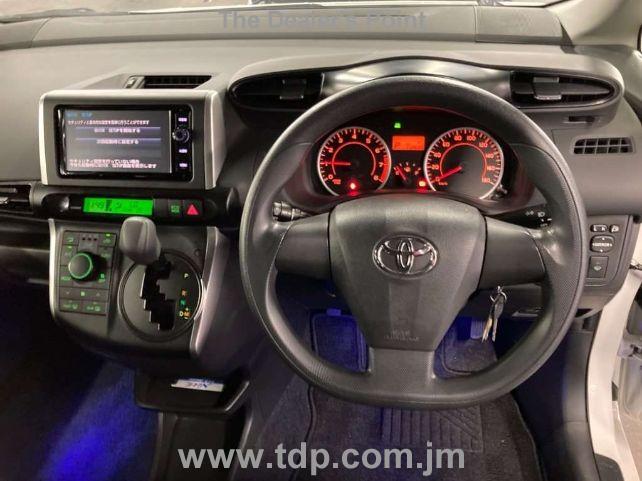 TOYOTA WISH 2016 Image 6