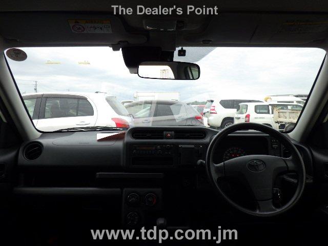 TOYOTA PROBOX 2017 Image 21