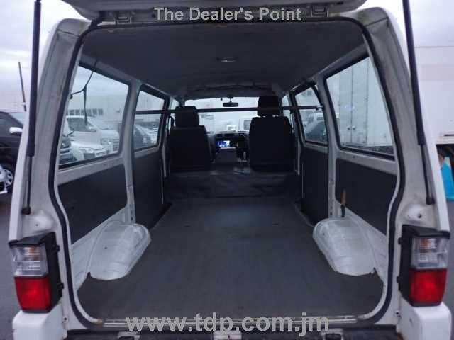 MAZDA BONGO 2018 Image 8