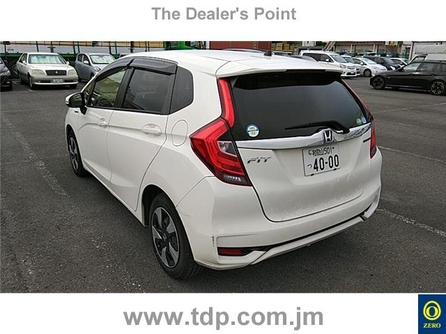 HONDA FIT 2017 Image 2