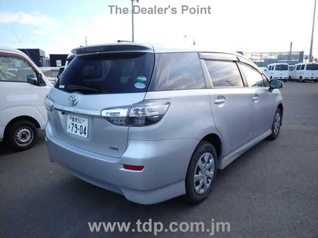 TOYOTA WISH 2017 Image 2