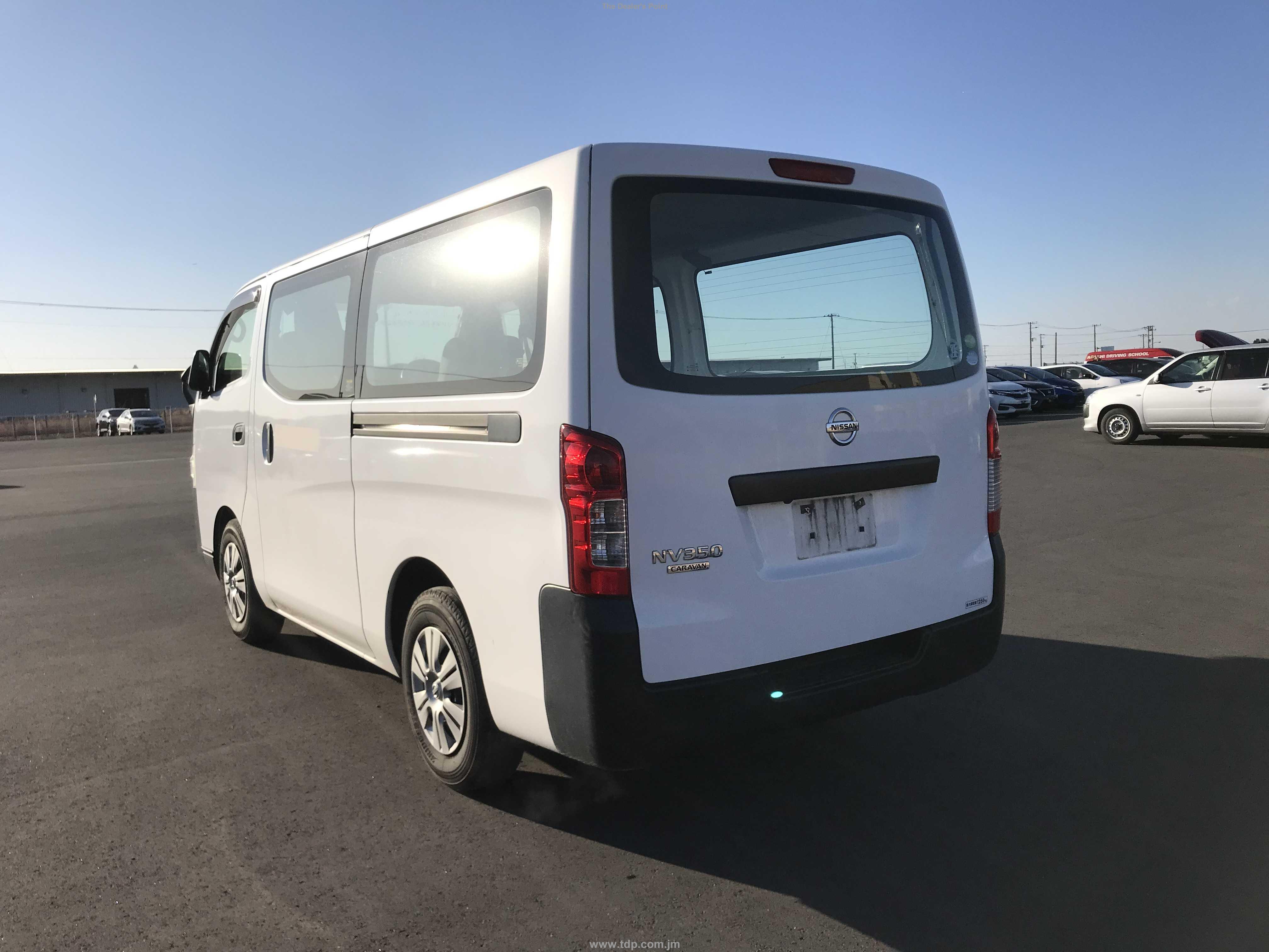 NISSAN NV350 CARAVAN 2016 Image 23