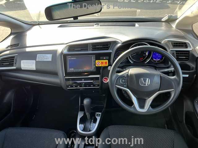 HONDA FIT 2017 Image 9