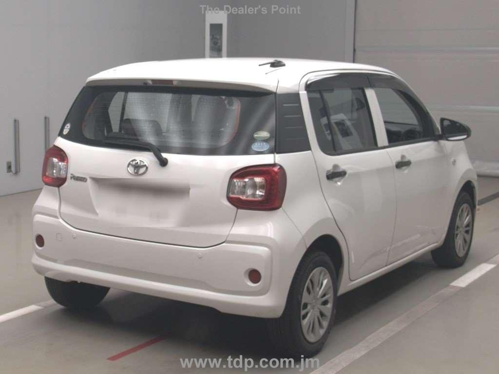 TOYOTA PASSO 2017 Image 2