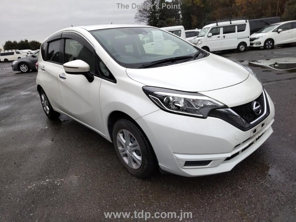 NISSAN NOTE 2017 Image 6