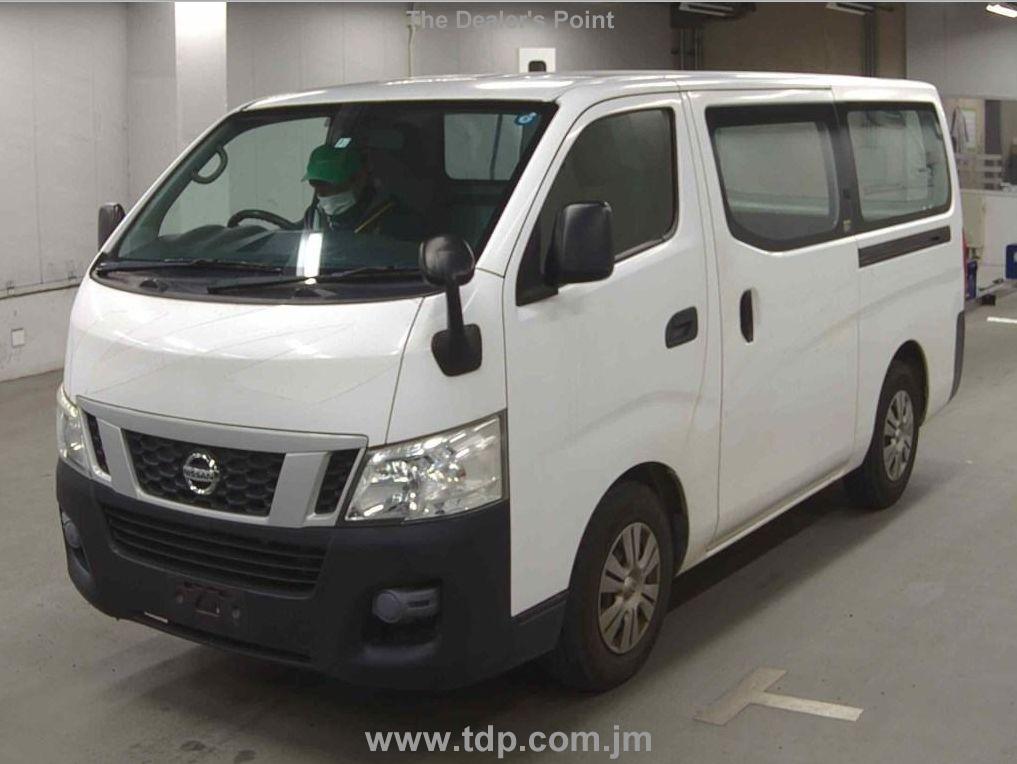 NISSAN NV350 CARAVAN 2015 Image 4