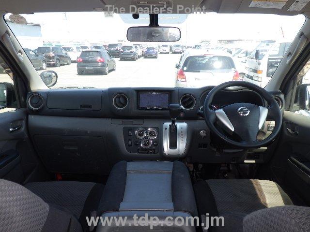 NISSAN NV350 CARAVAN 2015 Image 4