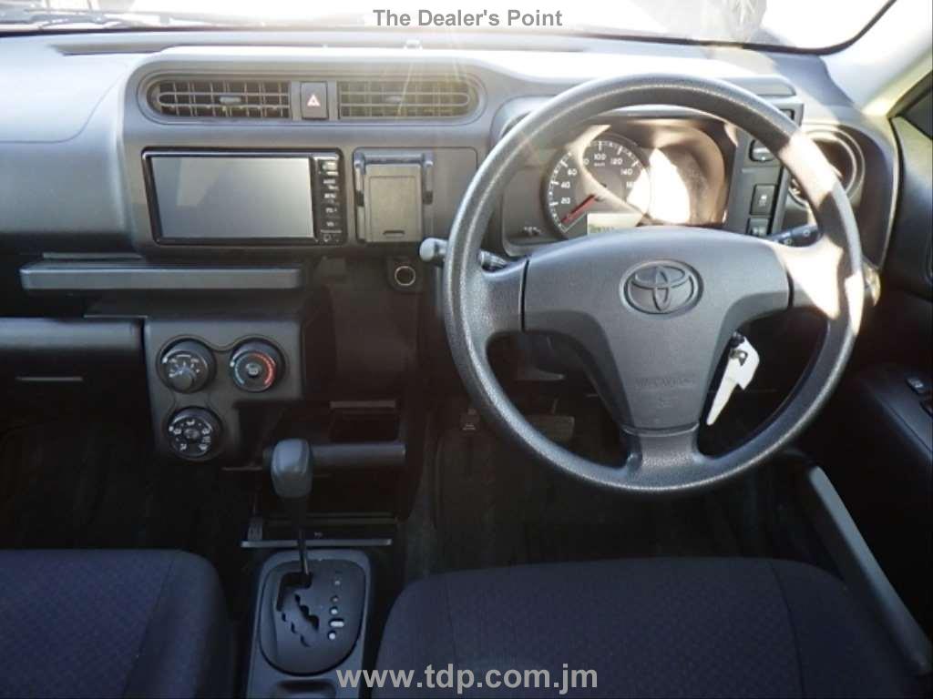 TOYOTA PROBOX 2018 Image 6