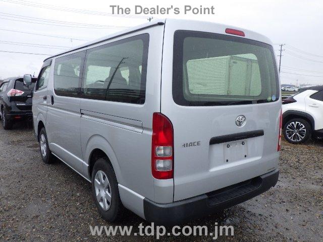 TOYOTA HIACE 2018 Image 31