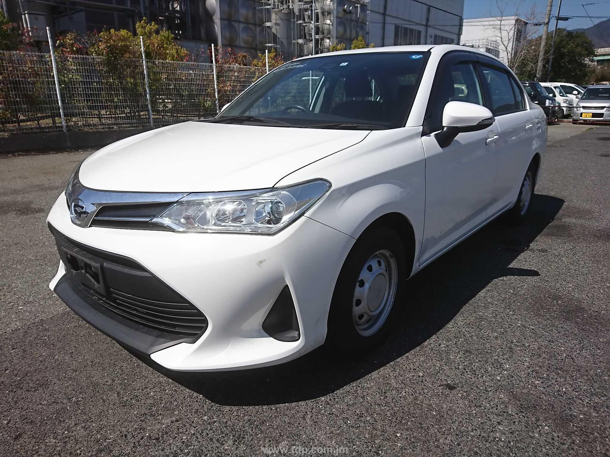 TOYOTA COROLLA AXIO 2018 Image 12