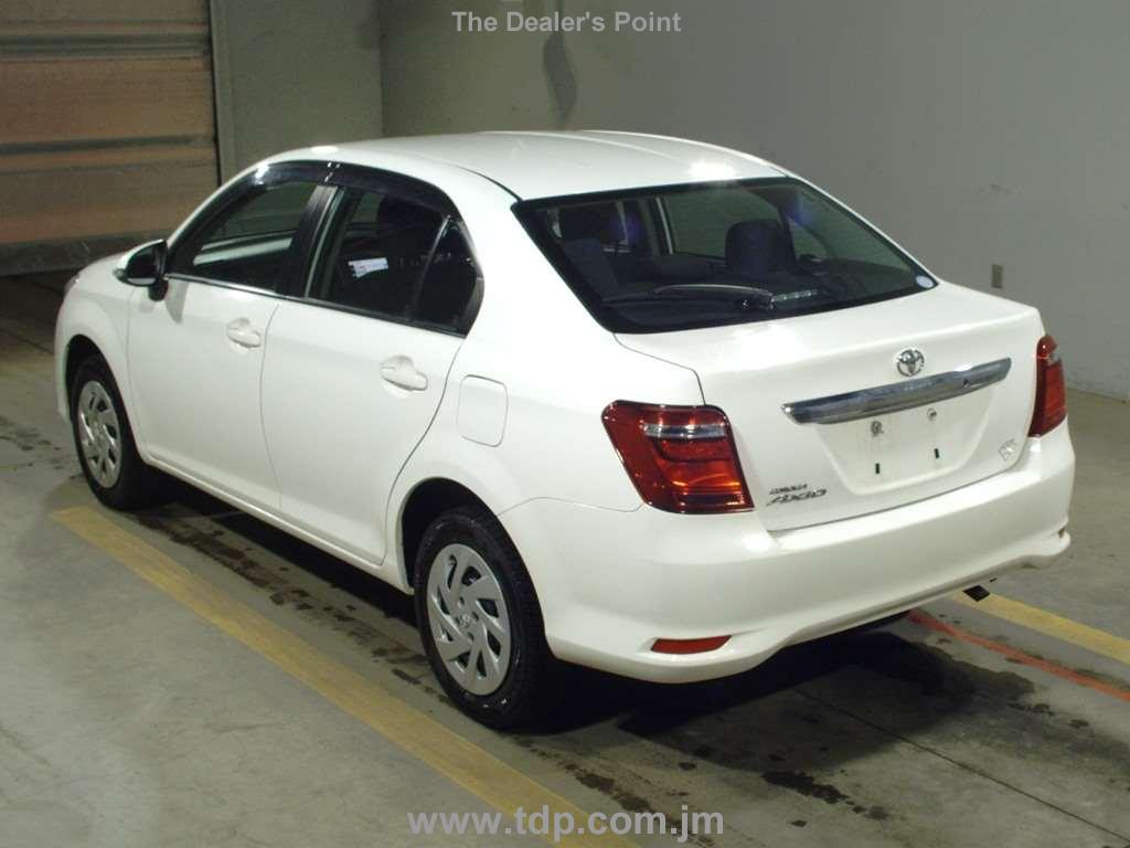 TOYOTA COROLLA AXIO 2018 Image 4