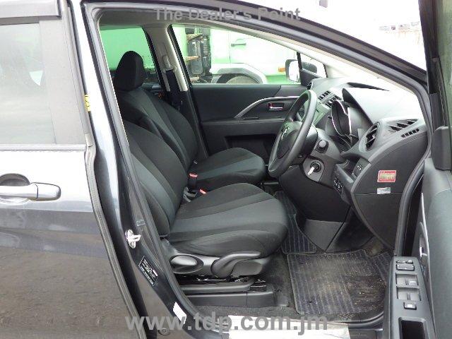 MAZDA PREMACY 2017 Image 40