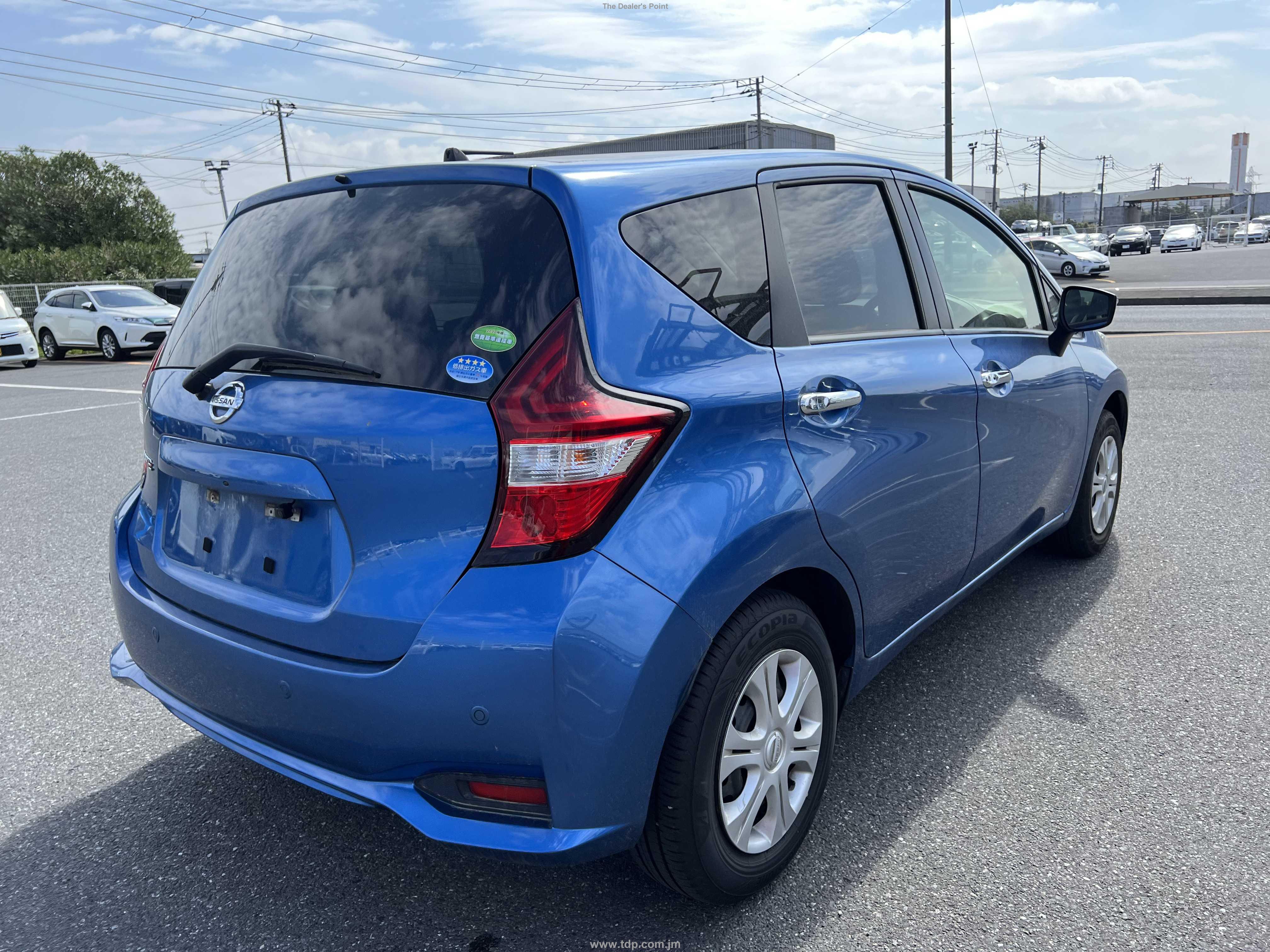 NISSAN NOTE 2019 Image 12