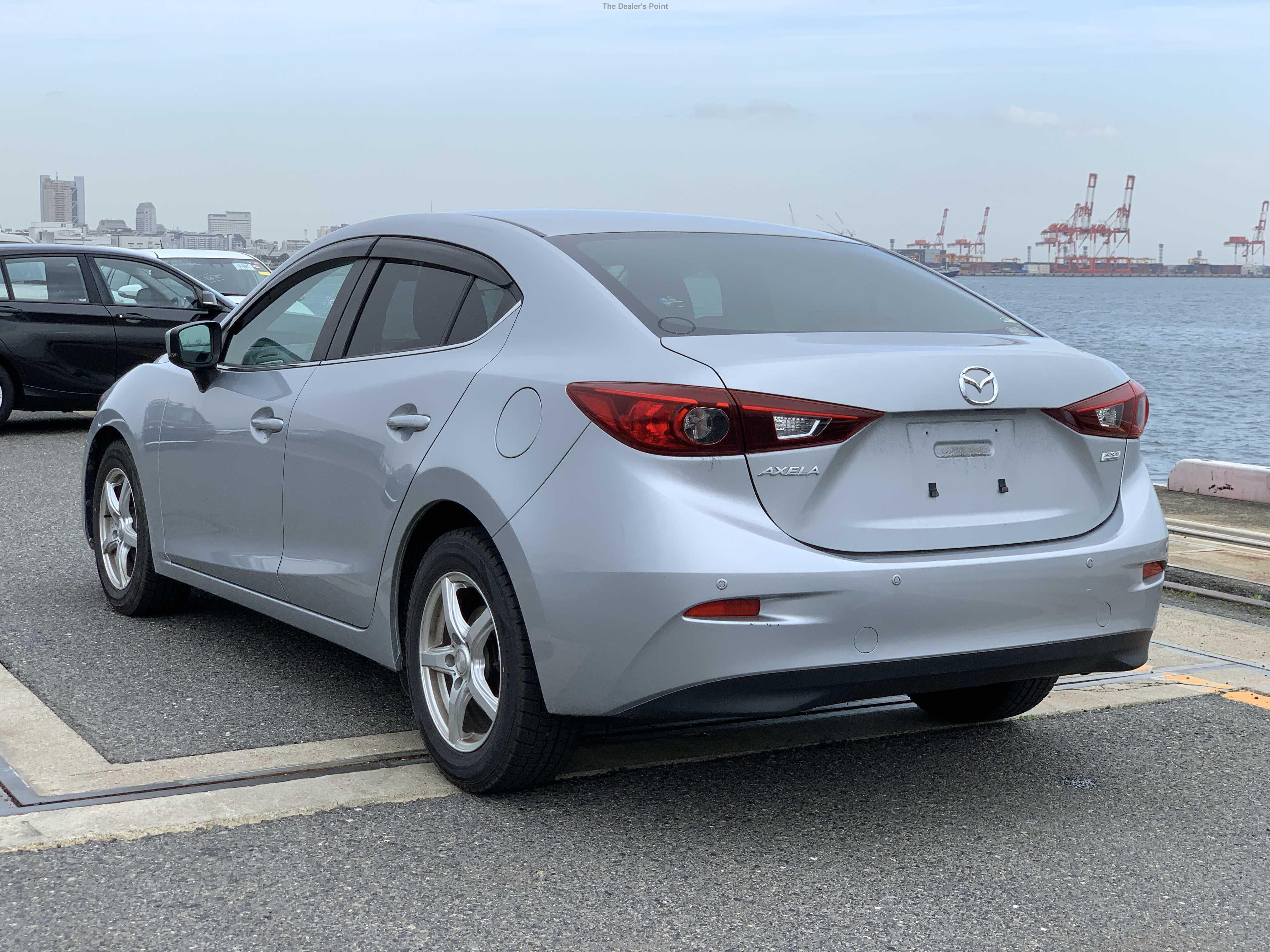 MAZDA AXELA 2018 Image 29