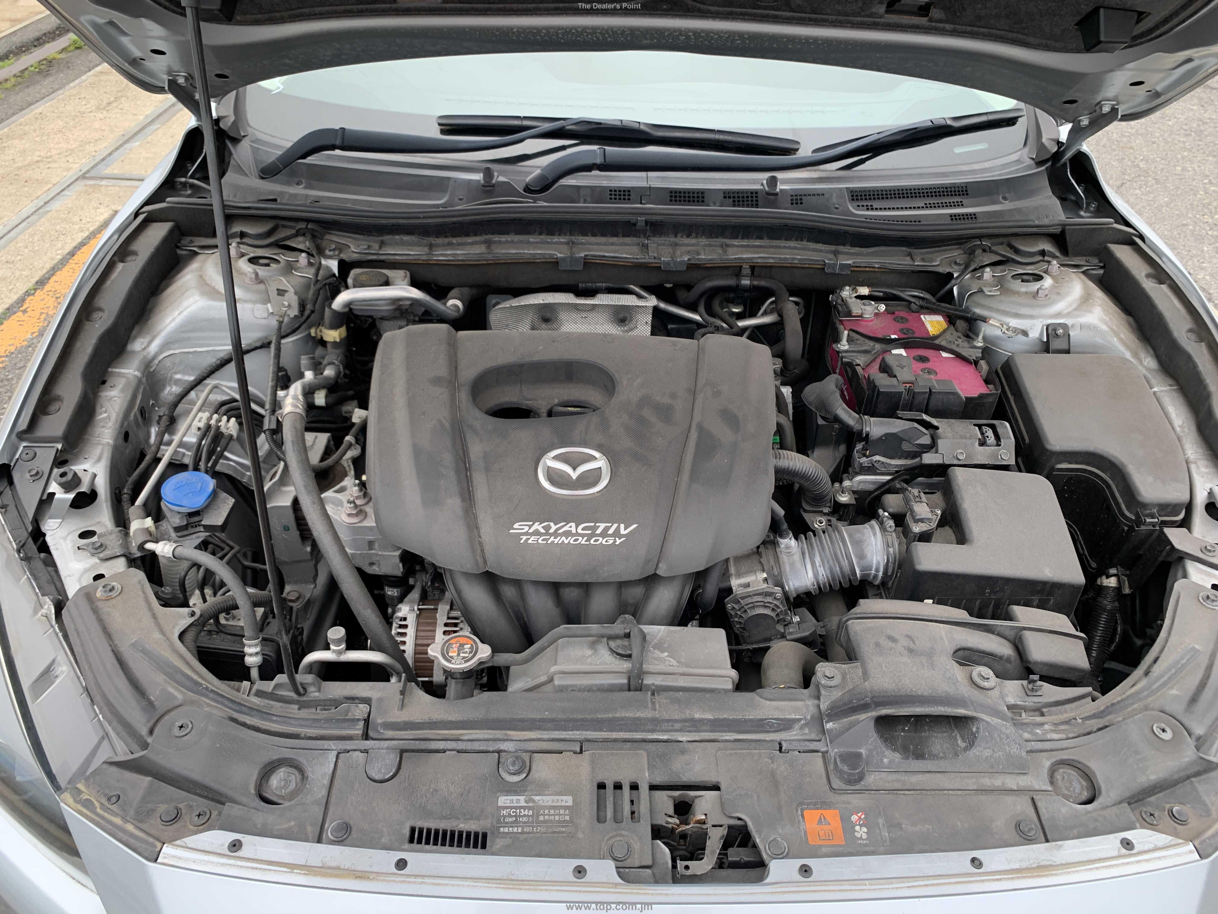 MAZDA AXELA 2018 Image 30