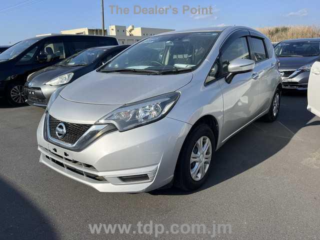 NISSAN NOTE 2018 Image 12