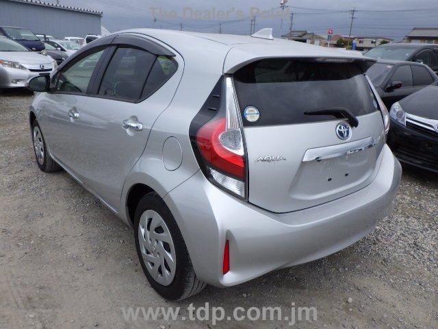 TOYOTA AQUA 2018 Image 3