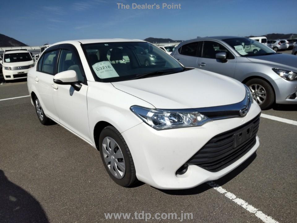 TOYOTA COROLLA AXIO 2017 Image 6