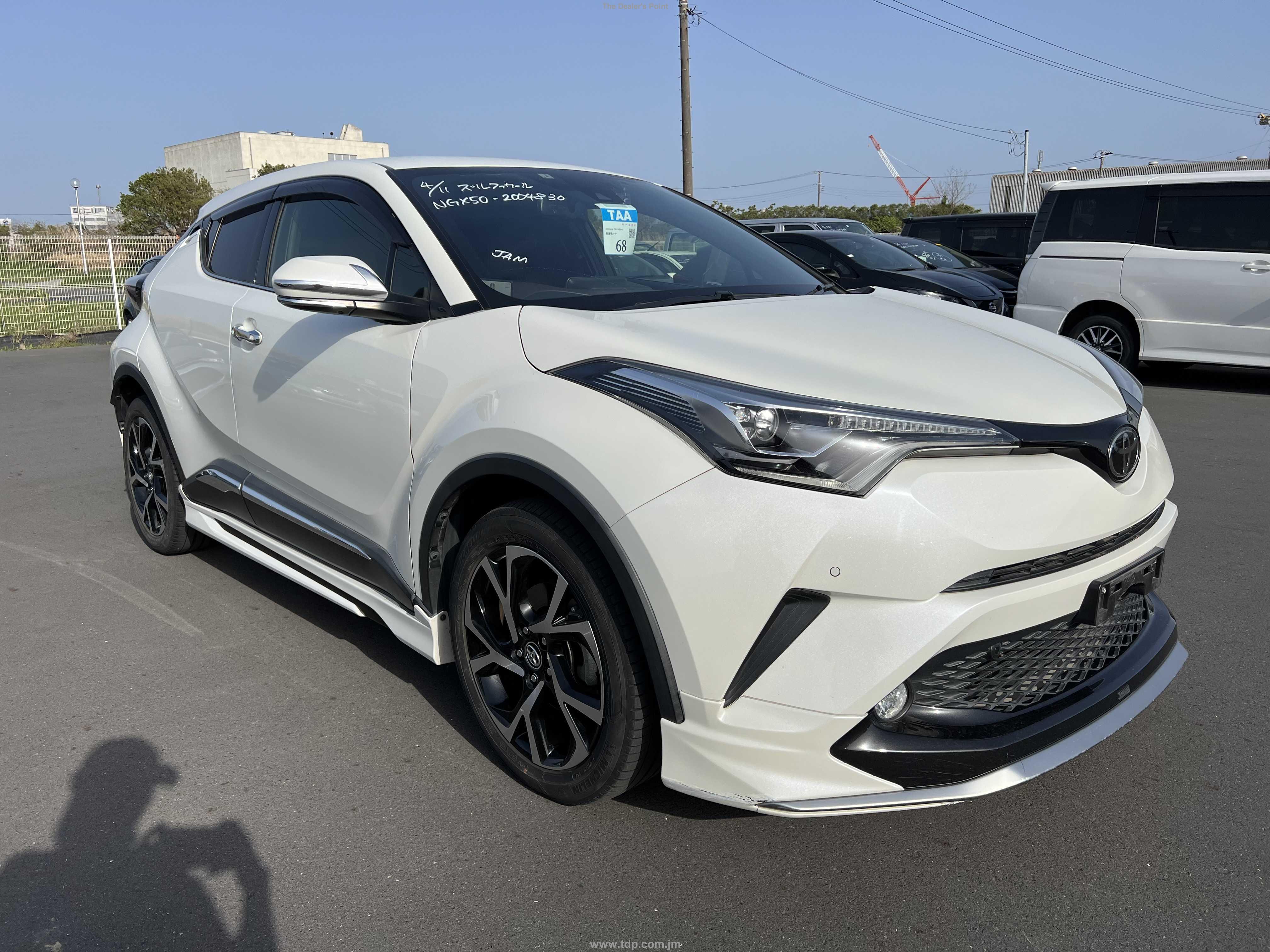 TOYOTA C-HR 2017 Image 3