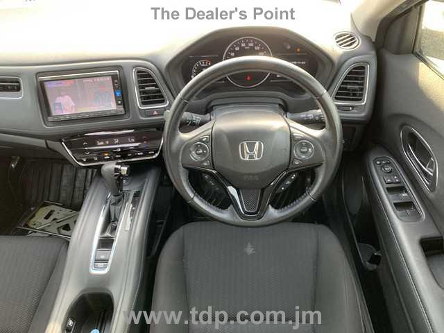 HONDA VEZEL 2017 Image 20