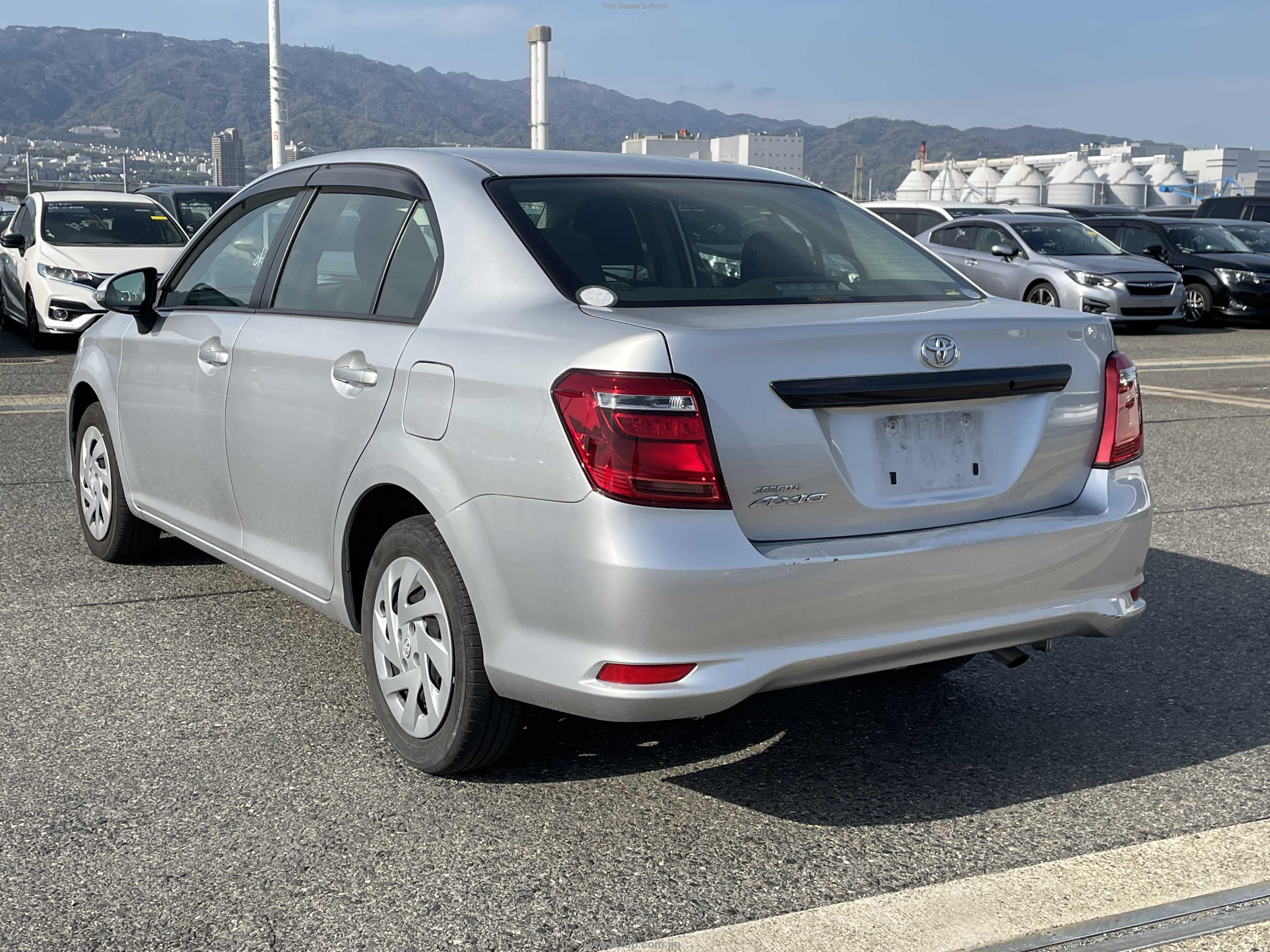 TOYOTA COROLLA AXIO 2018 Image 23