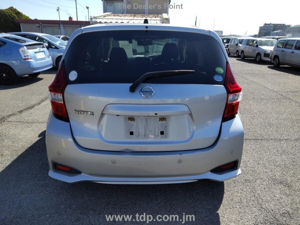 NISSAN NOTE 2018 Image 3